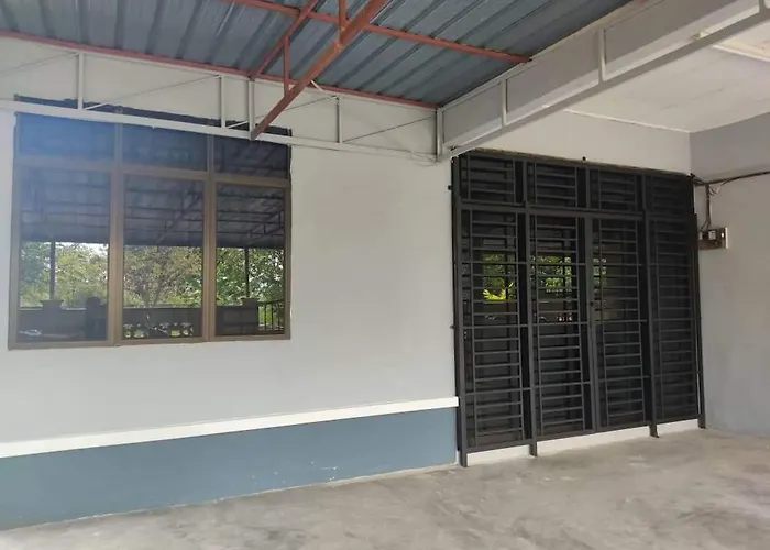 Aslam\'S Homestay