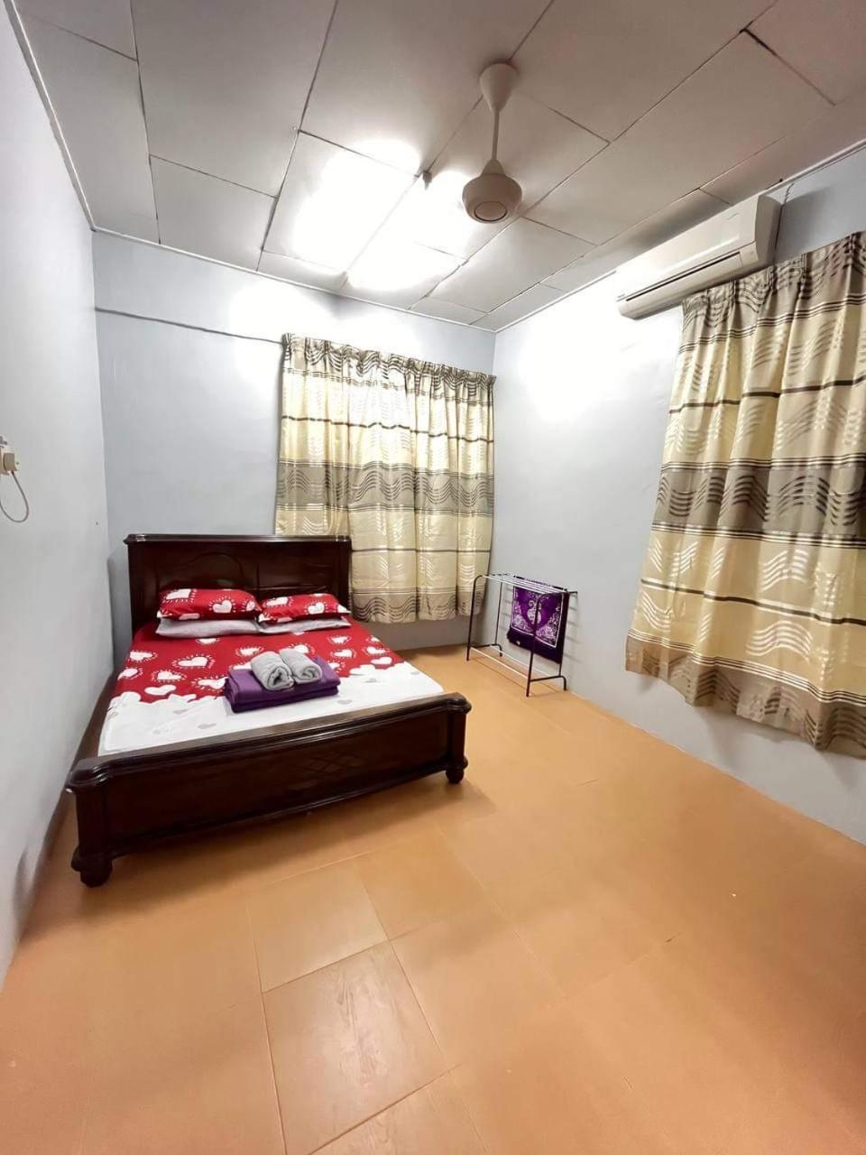Holiday home Aslam's